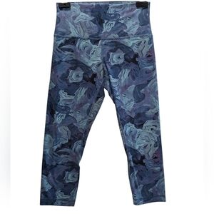 lululemon Align High Rise Crop Blue Floral Capris Size 8 Flaw